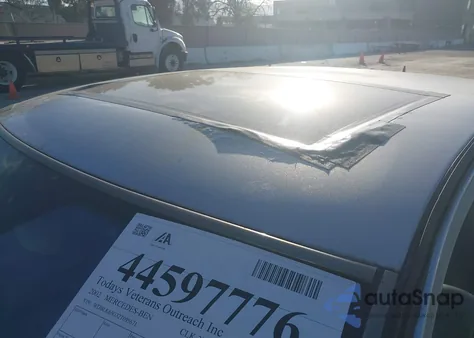 2002 Mercedes-Benz S 500 z USA, uszkodzony, nr VIN WDBNG75J52A233265